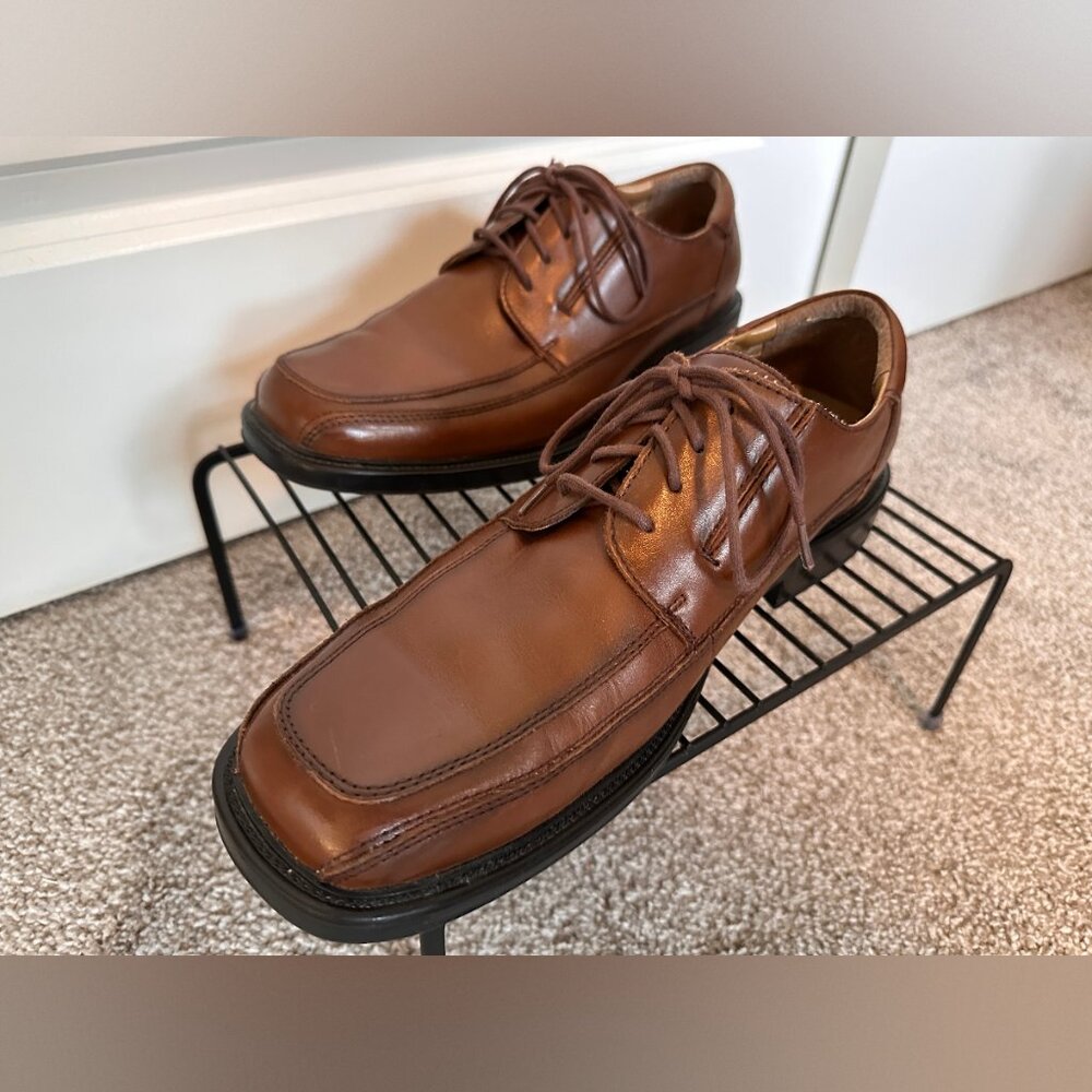 Dockers Men’s Brown Leather Dress Shoes – All Motion Comfort (10M)